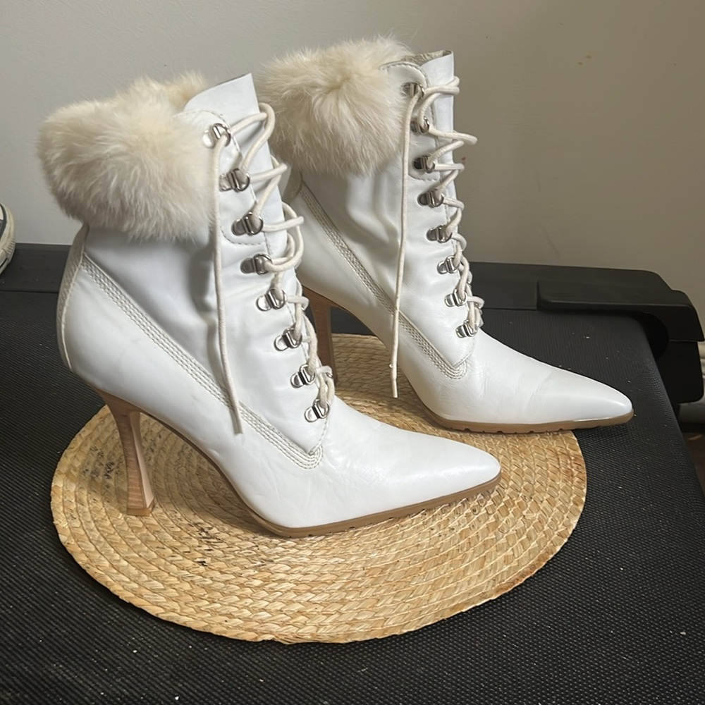Steve Madden Coquette Girl Leather Fur Trim Pointy Toe Heel Booties Size 11